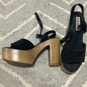 Steve Madden platform sandals